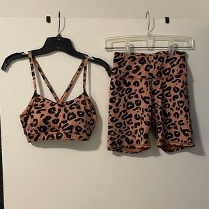 Amazon Leopard Print Workout Set Size Medium